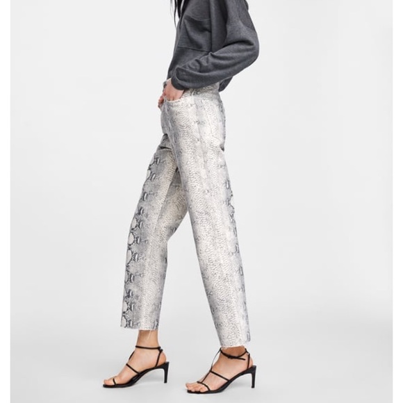Zara Premium Cropped Snake Print Jeans - Picture 4 of 8
